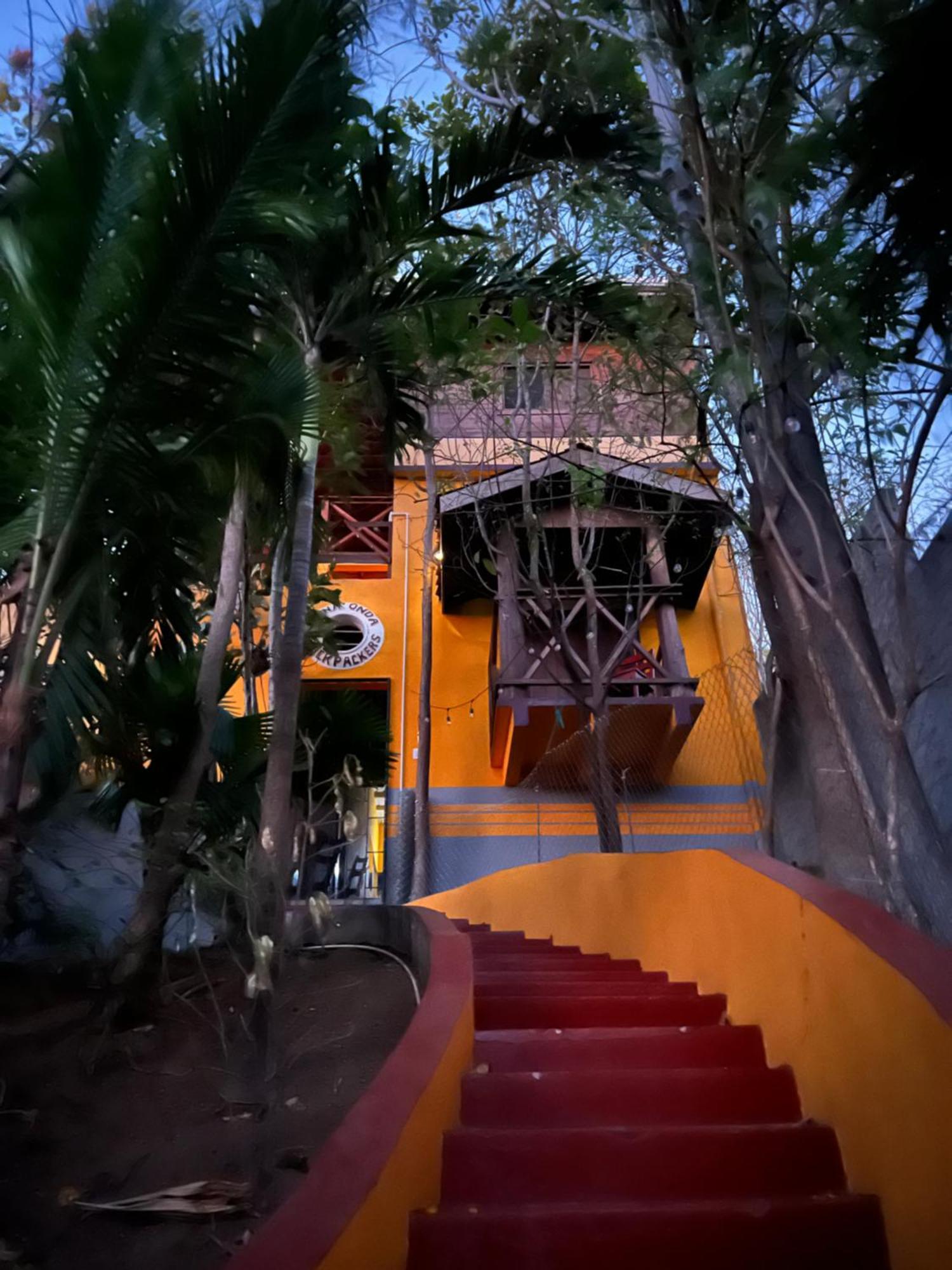 Готель Buena Onda Backpackers Сан-Хуан-дель-Сур Екстер'єр фото